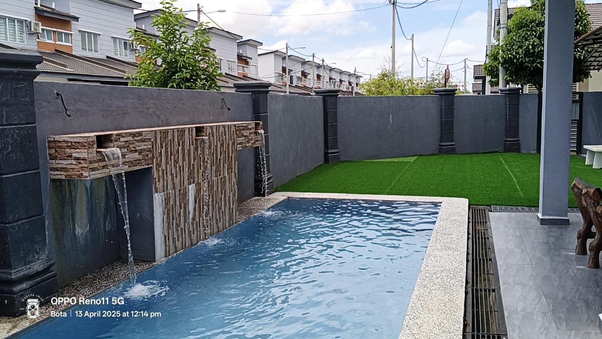 Rania Homestay With Private Pool Seri Iskandar Perak Near Utp Uitm Kampong Bota Road Dış mekan fotoğraf